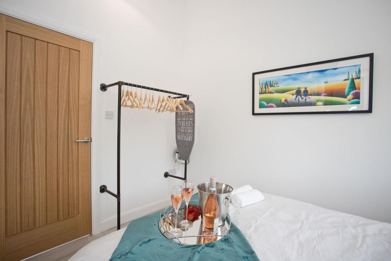 The Bearded Goat Den - A Rural Retreat At This Modern Holiday Cottage Saint Leonards Kültér fotó